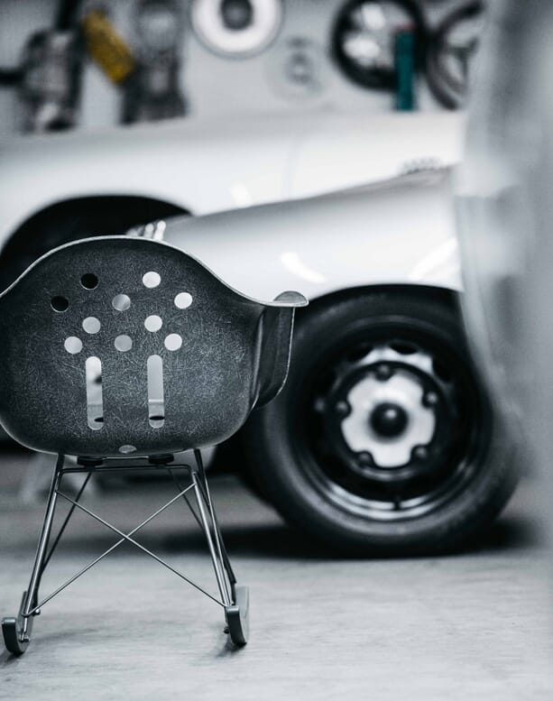 LUFTGEKuHLT-MODERNICA-deus-ex-machina-chair-5