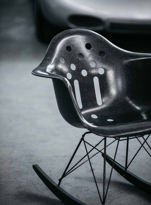 LUFTGEKuHLT-MODERNICA-deus-ex-machina-chair-6