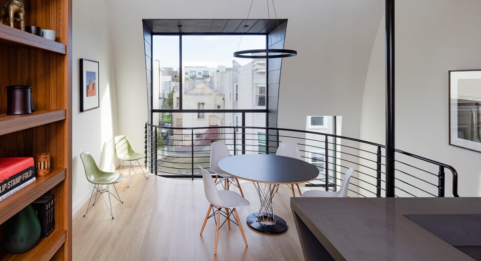 Black Mass: Linden Street by Stephen Phillips Architects