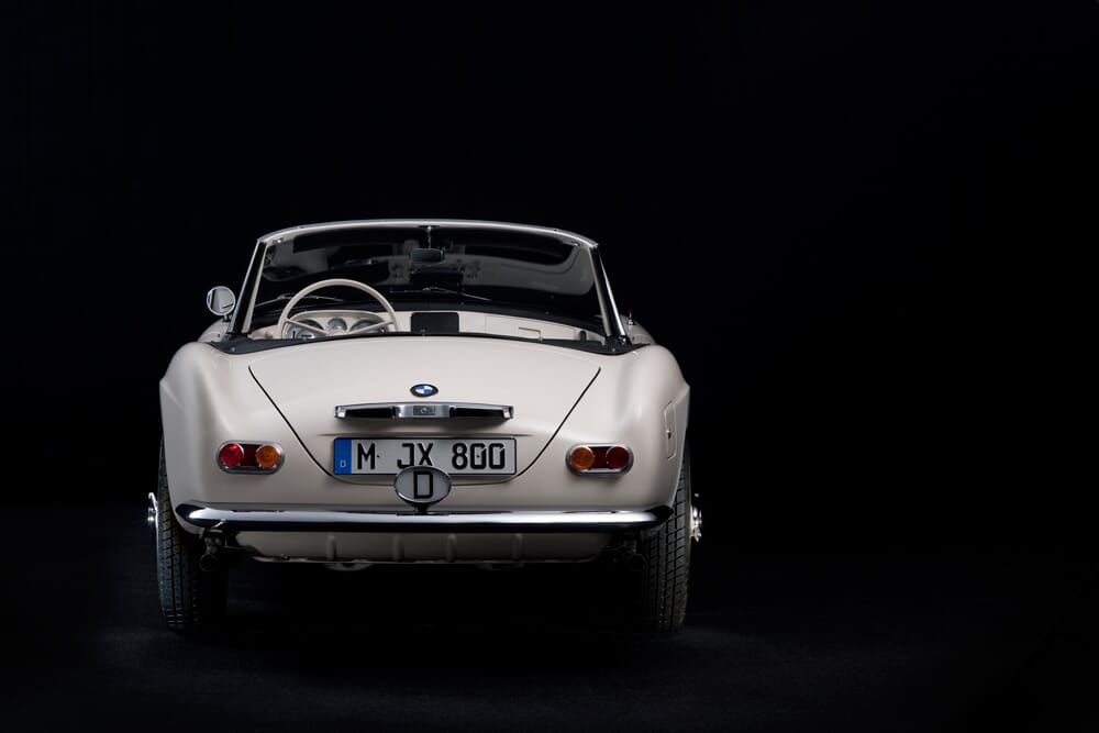 Elvis-BMW-507-Roadster-5