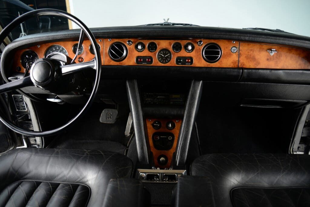 johnny-cash-rolls-royce-dash-1024x683