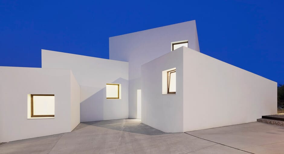 Modern Mallorca: OHLAB Create A House Out Of White Boxes