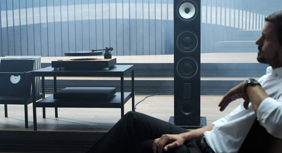 Mag-Lev Audio Introduce The World’s First Levitating Turntable