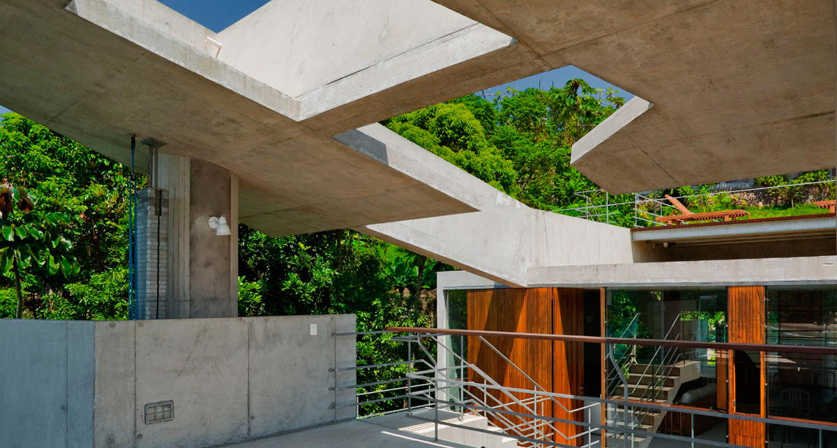 The Perfect Seaside Escape; The Ubatuba House by SPBR Arquitetos