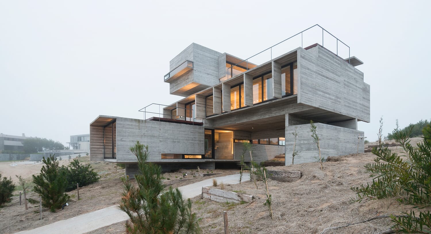 Concrete House by Luciano Kruk