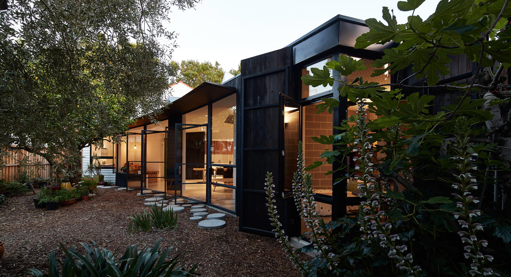 Garden Pavilion by Black Line One X Architecture Studio
