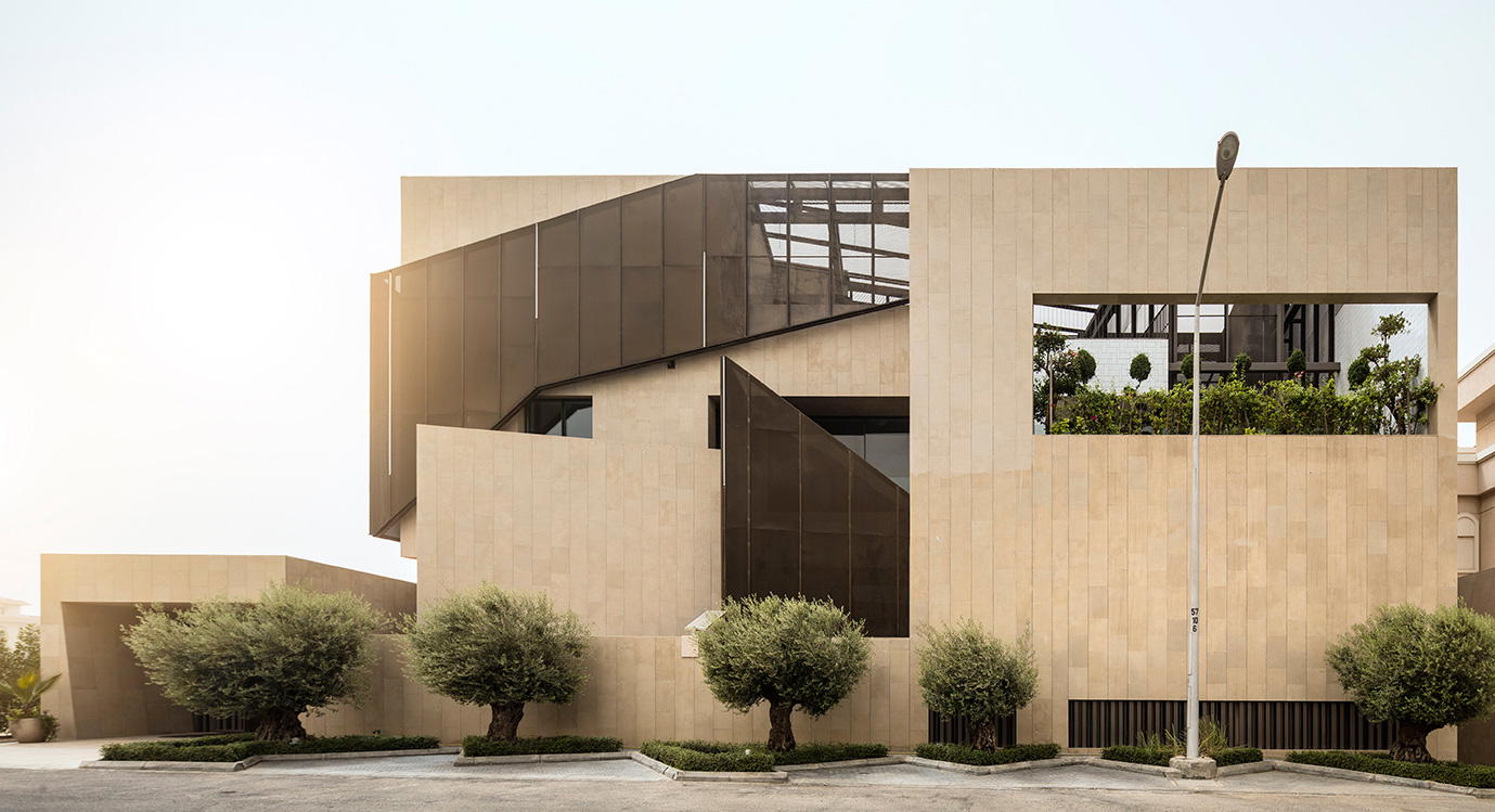 The Three Gardens House by AGi Architects