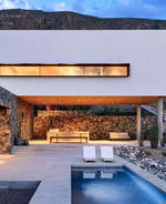 Hazelbaker Rush Unveils a Home in the Rocky Wilderness