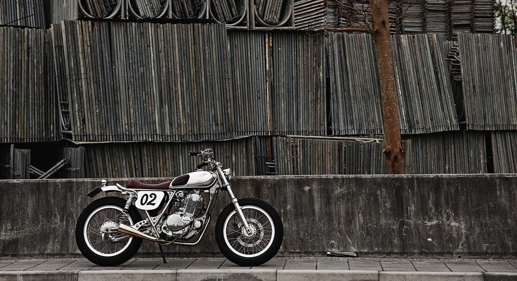 2LOUD’s Suzuki TU250 is a Design Masterpiece
