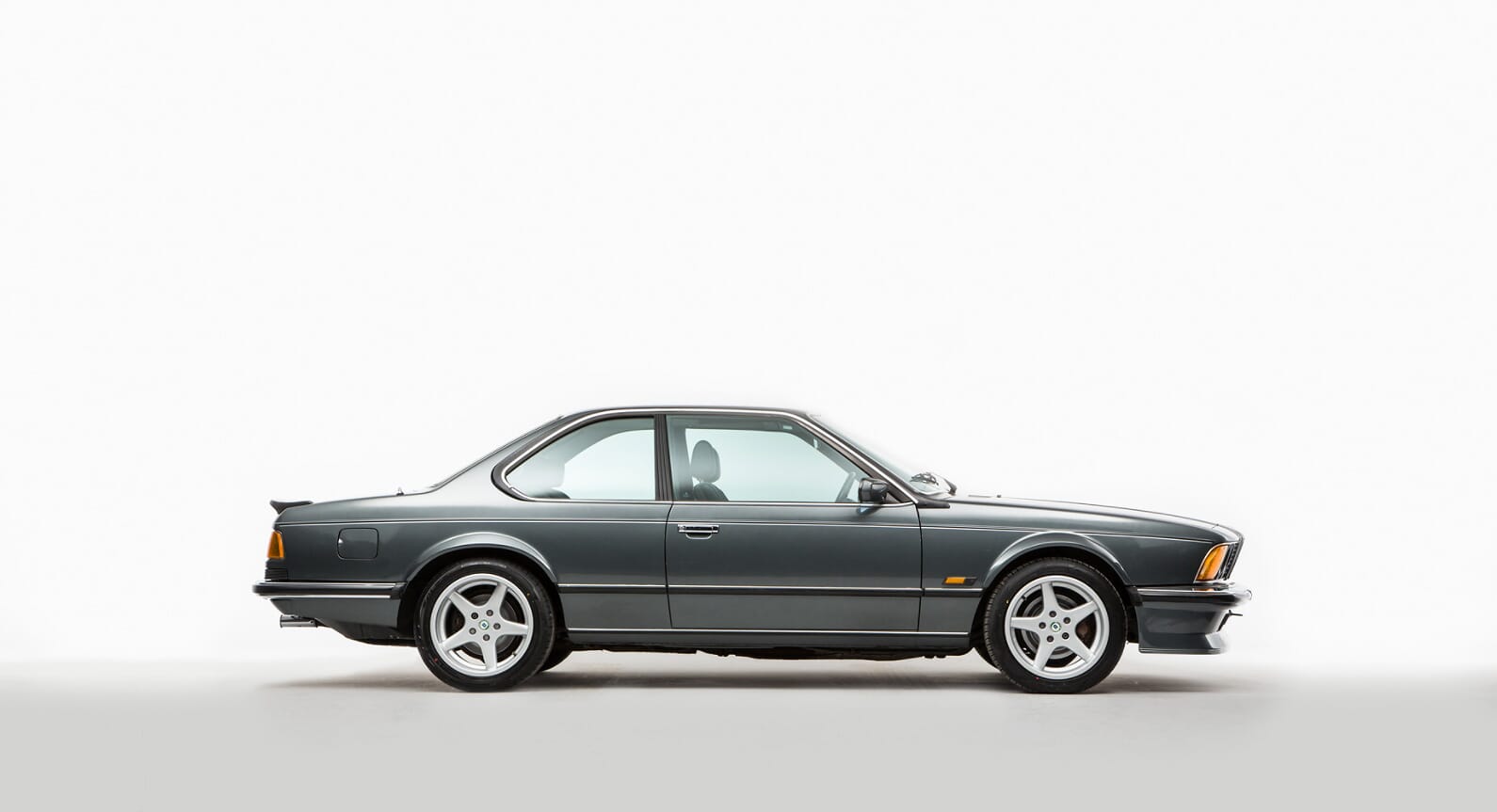 Classic Car Find of the Week: BMW E24 M6