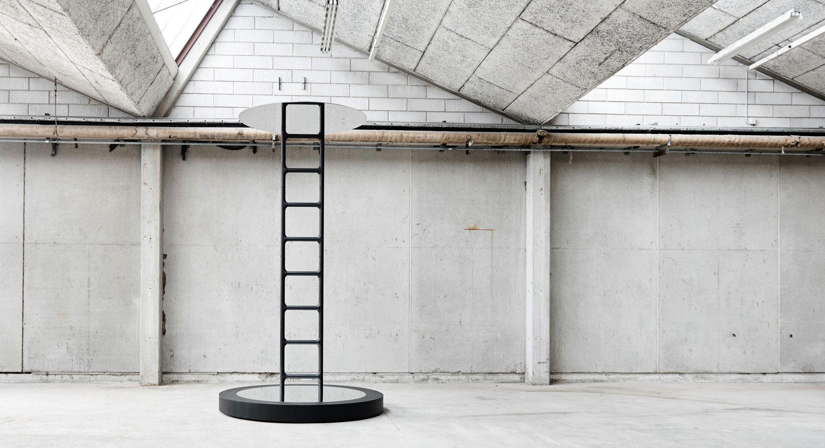 Snøhetta’s Free-Standing Portal Invites You To Explore Infinity