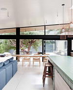 The Layer House by Robson Rak Architects