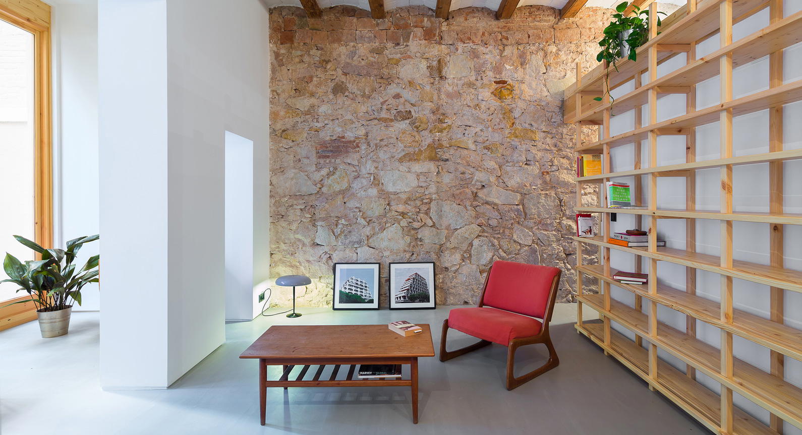 LoCa Studio Maximise Space and Comfort In This Family Home