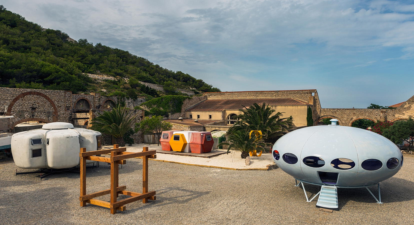 Futuristic Micro-Homes Land in Marseille For ‘Utopie Plastic’ Exhibition