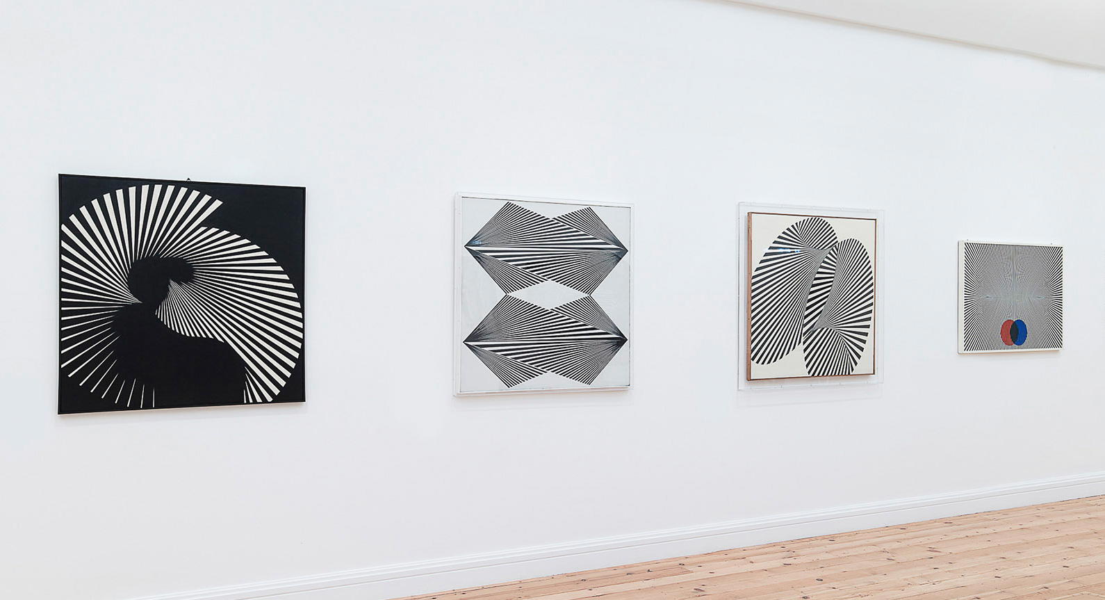 Graphic Design and Optical Illusions Collide in Franco Grignani Exhibit