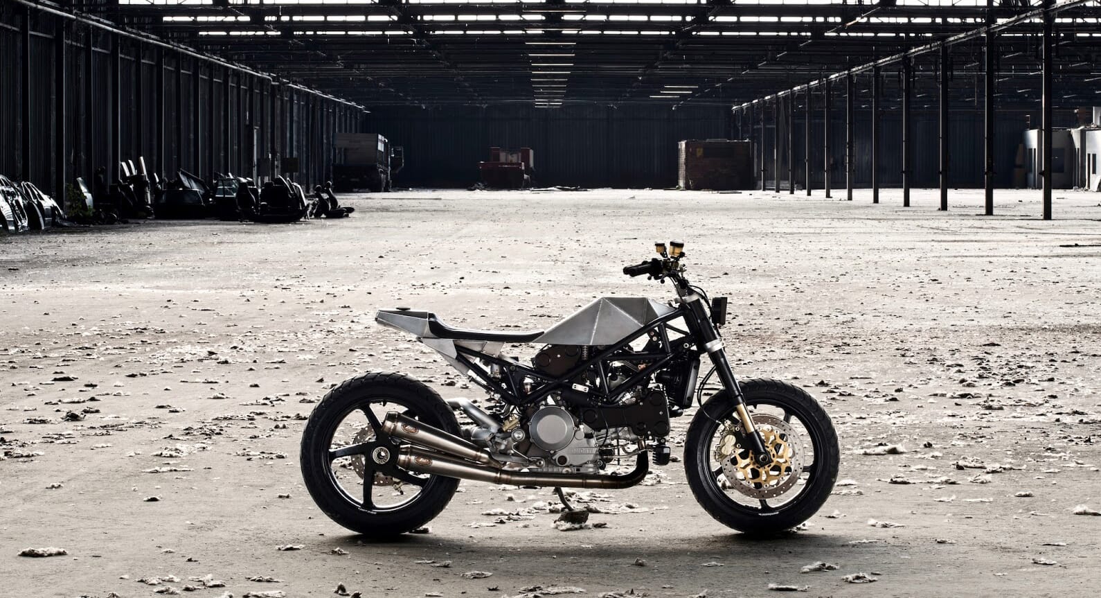 The S4R Warthog Mille Custom Motorcycle by Anvil Motociclette