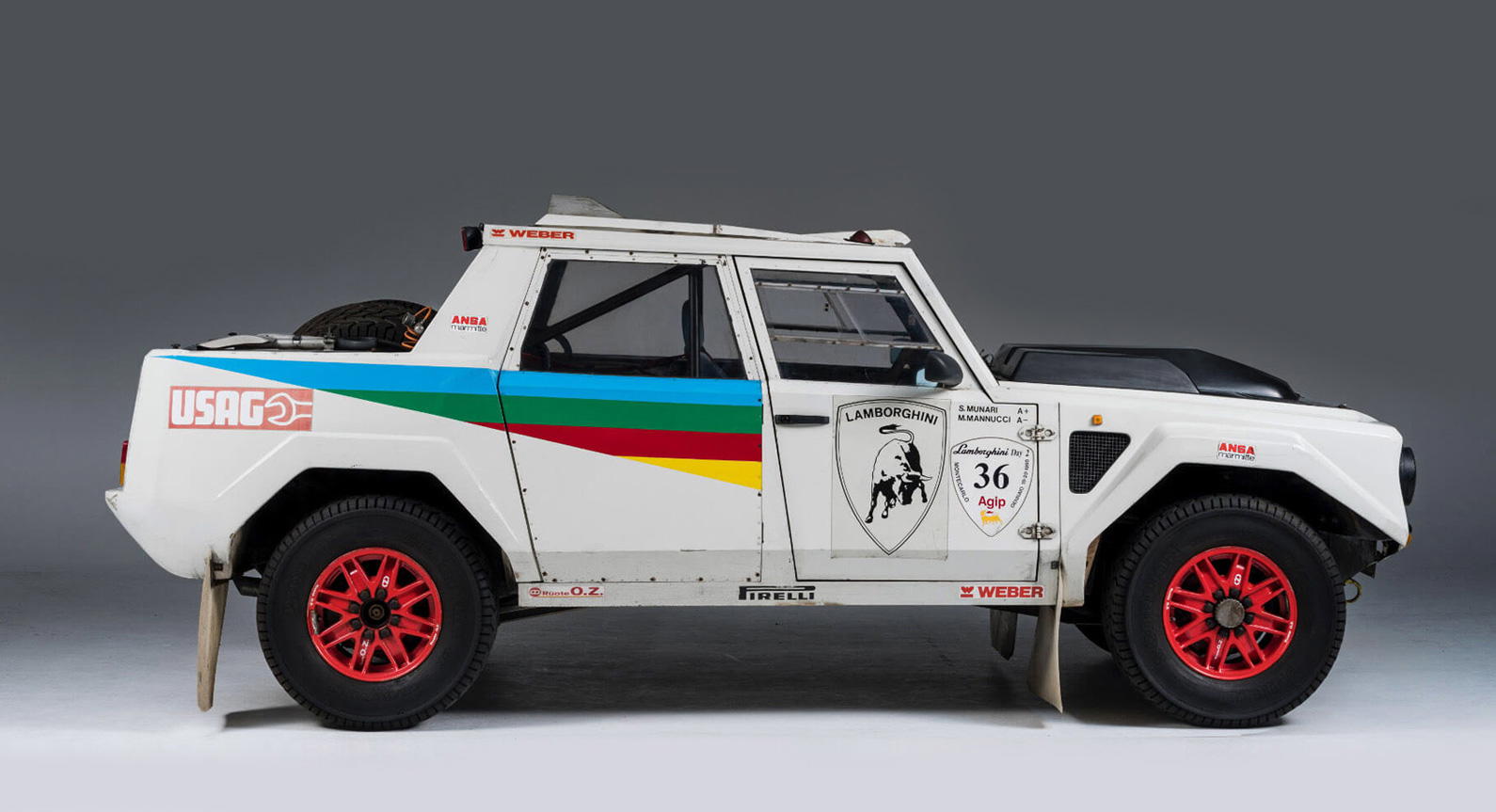 The Luxury SUV Racer – The Lamborghini LM002