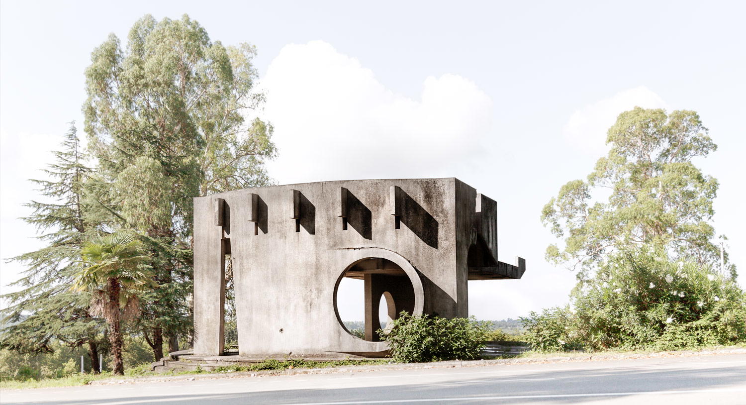 Why Soviet Bus Stops Are Futuristic Roadside Works Of Art