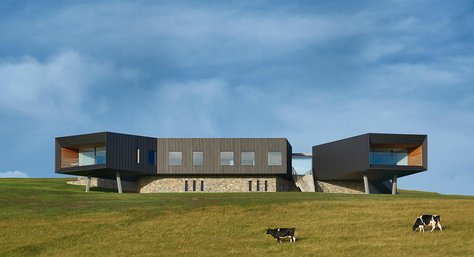 How Farm Buildings Inspired This Idyllic Australian Home