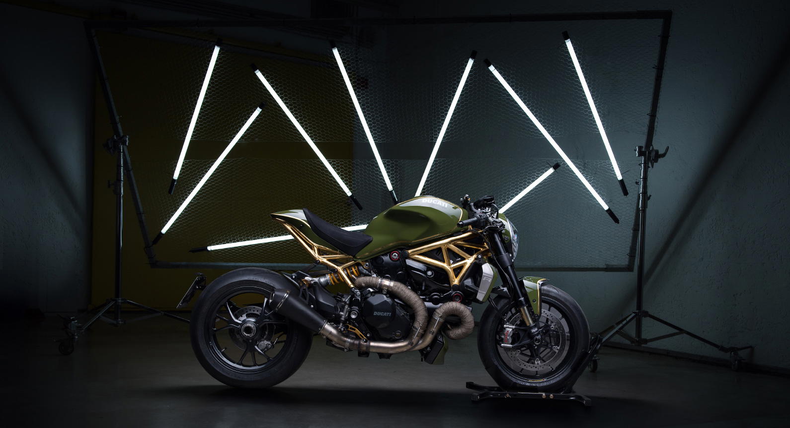 Diamond Atelier's Outrageous 1200R With 24K Gold Accents
