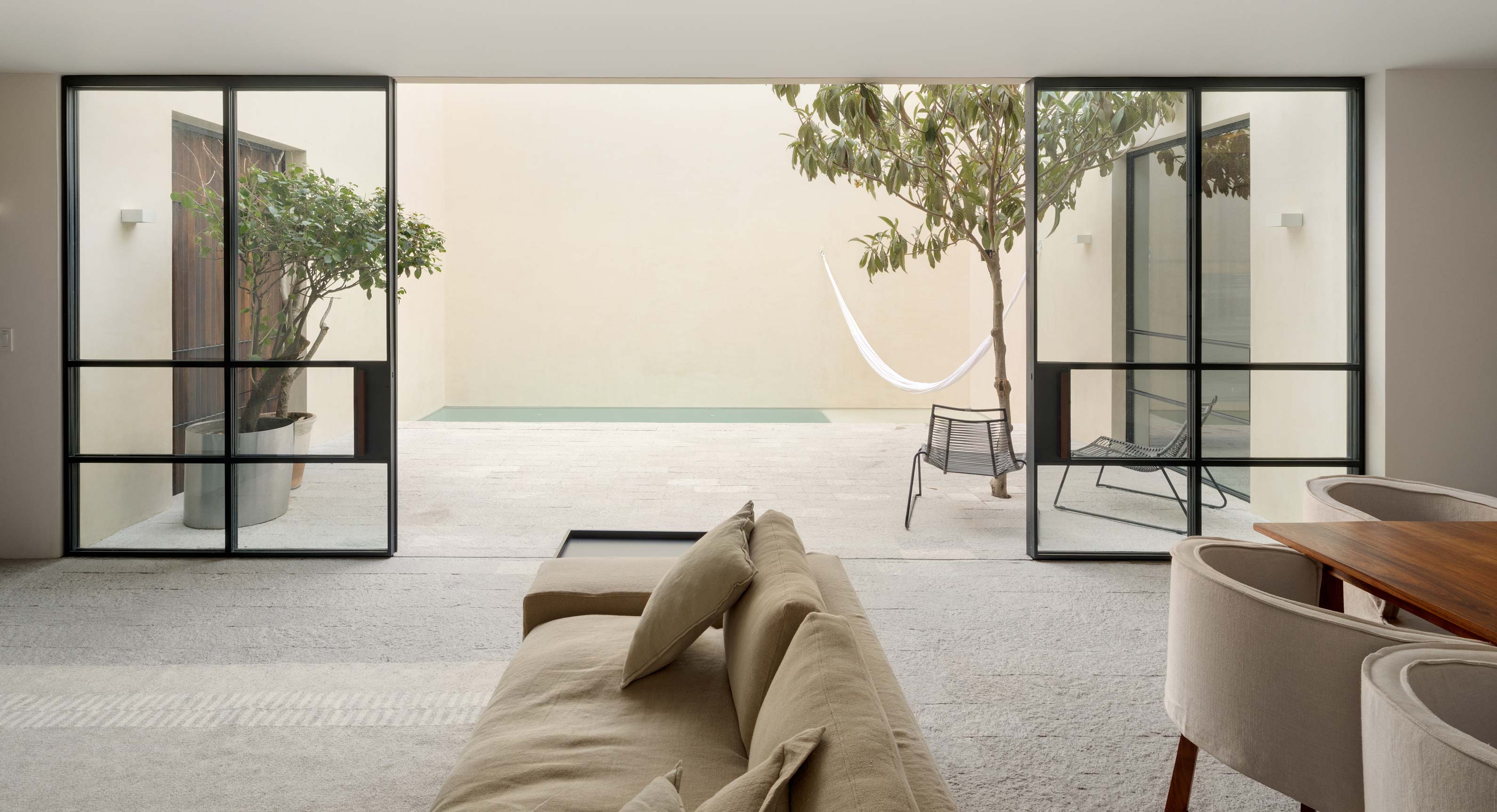 Casa La Quinta: A House Designed Around Different Voids