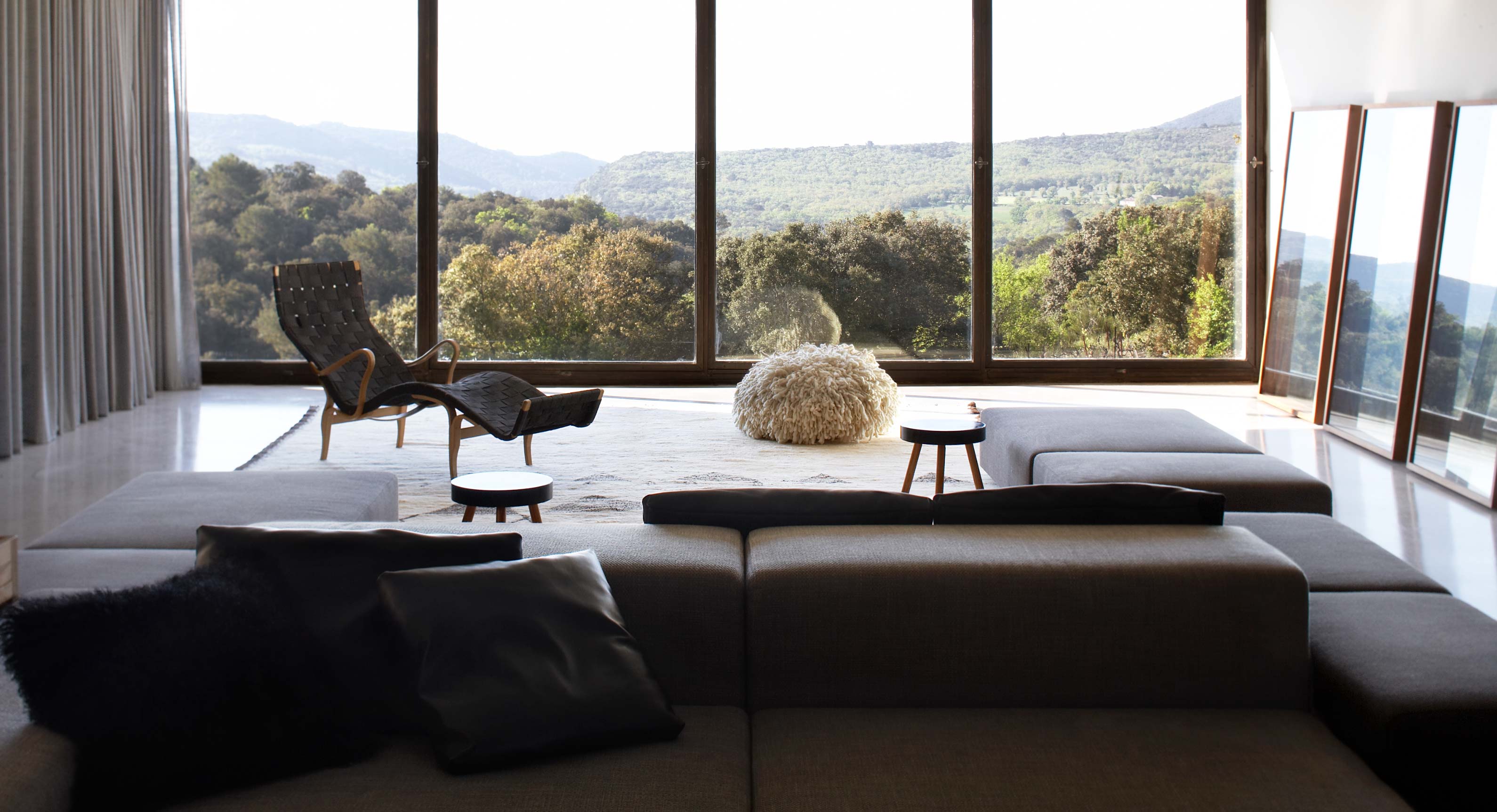 Studio KO’s Villa G Sits High Above The Luberon Forest