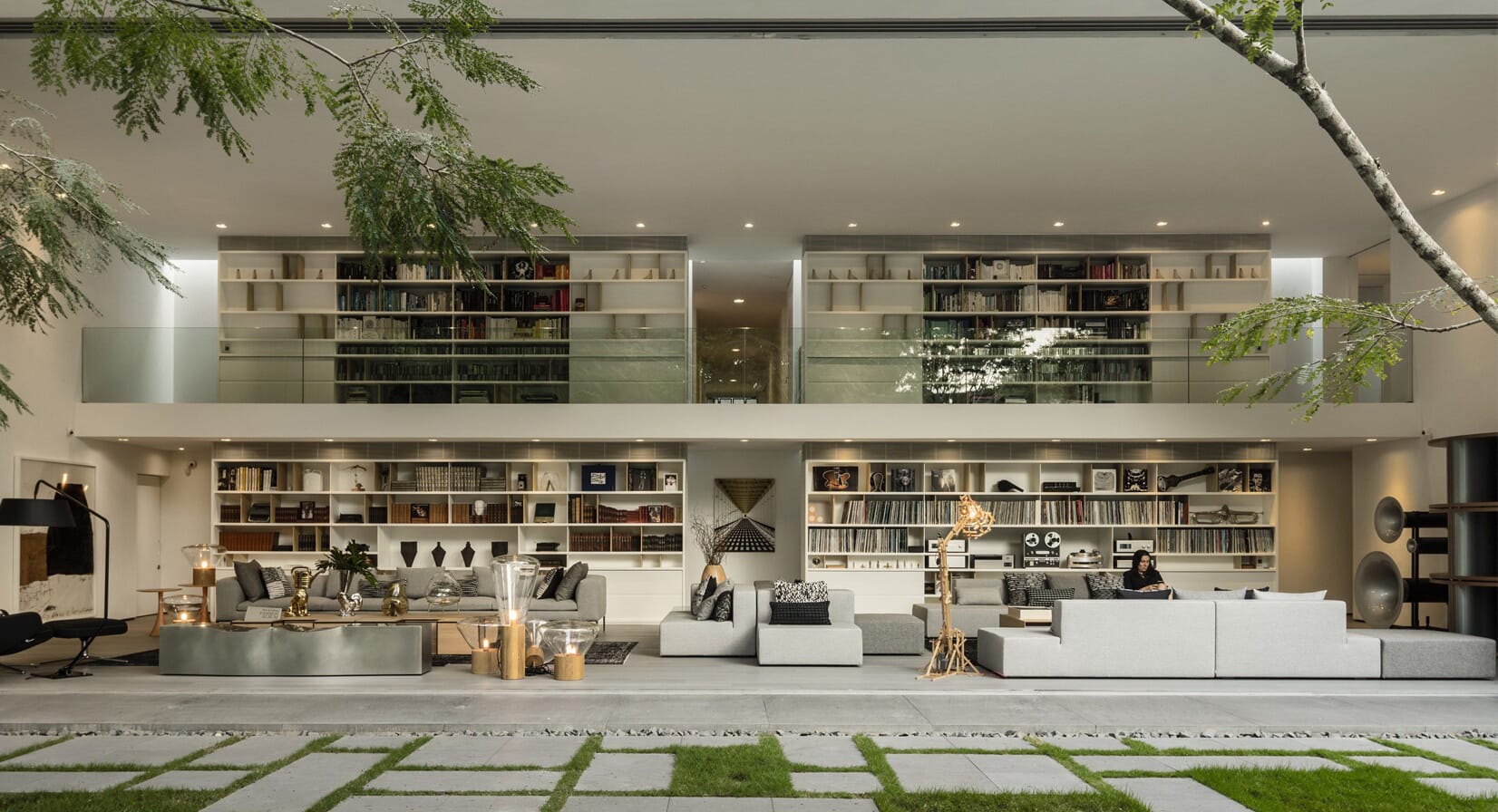 Inside Studio MK27’s Sao Paulo project