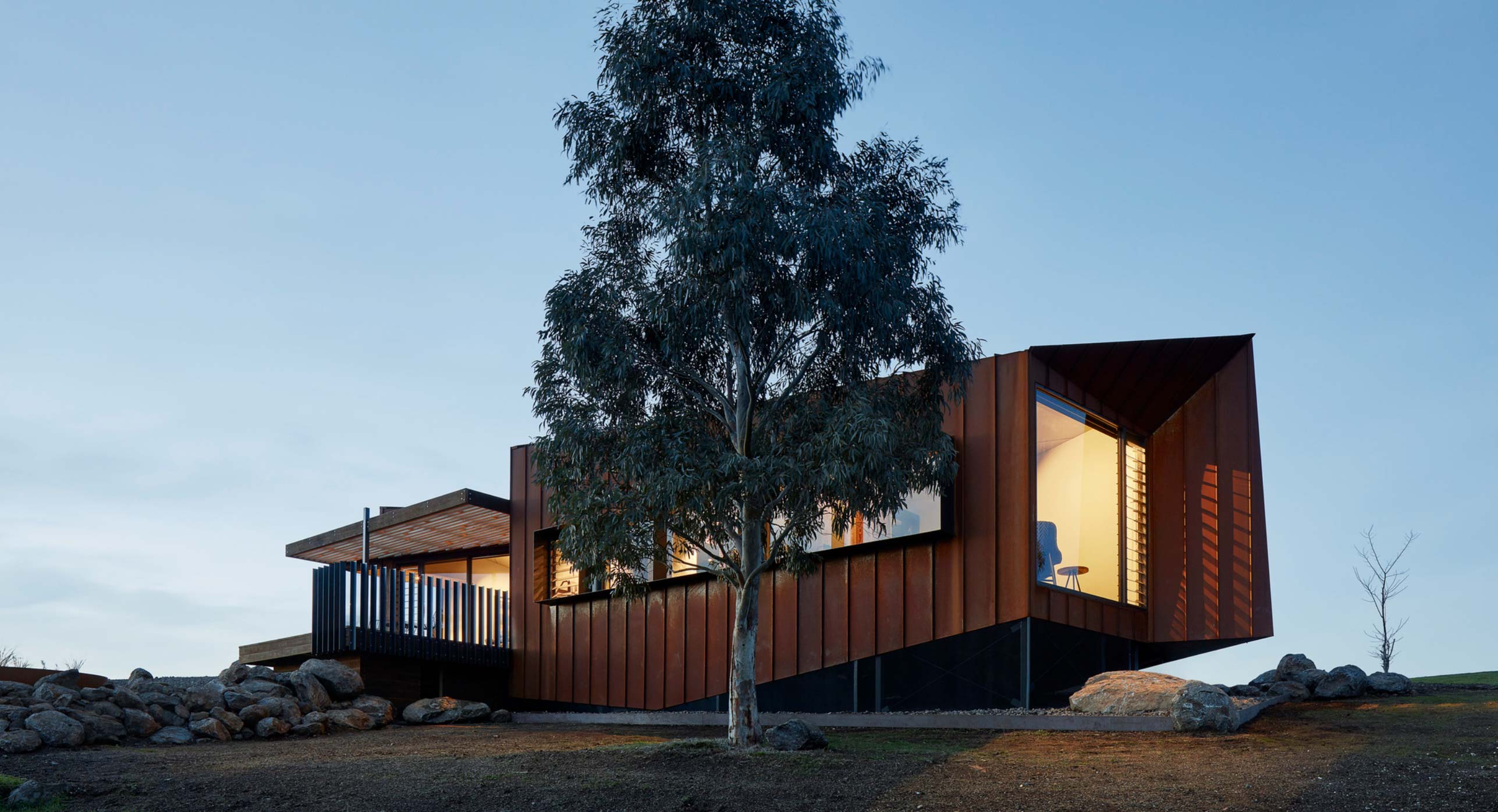 This Award-Winning Minimalist Home is Small Yet Spectacular