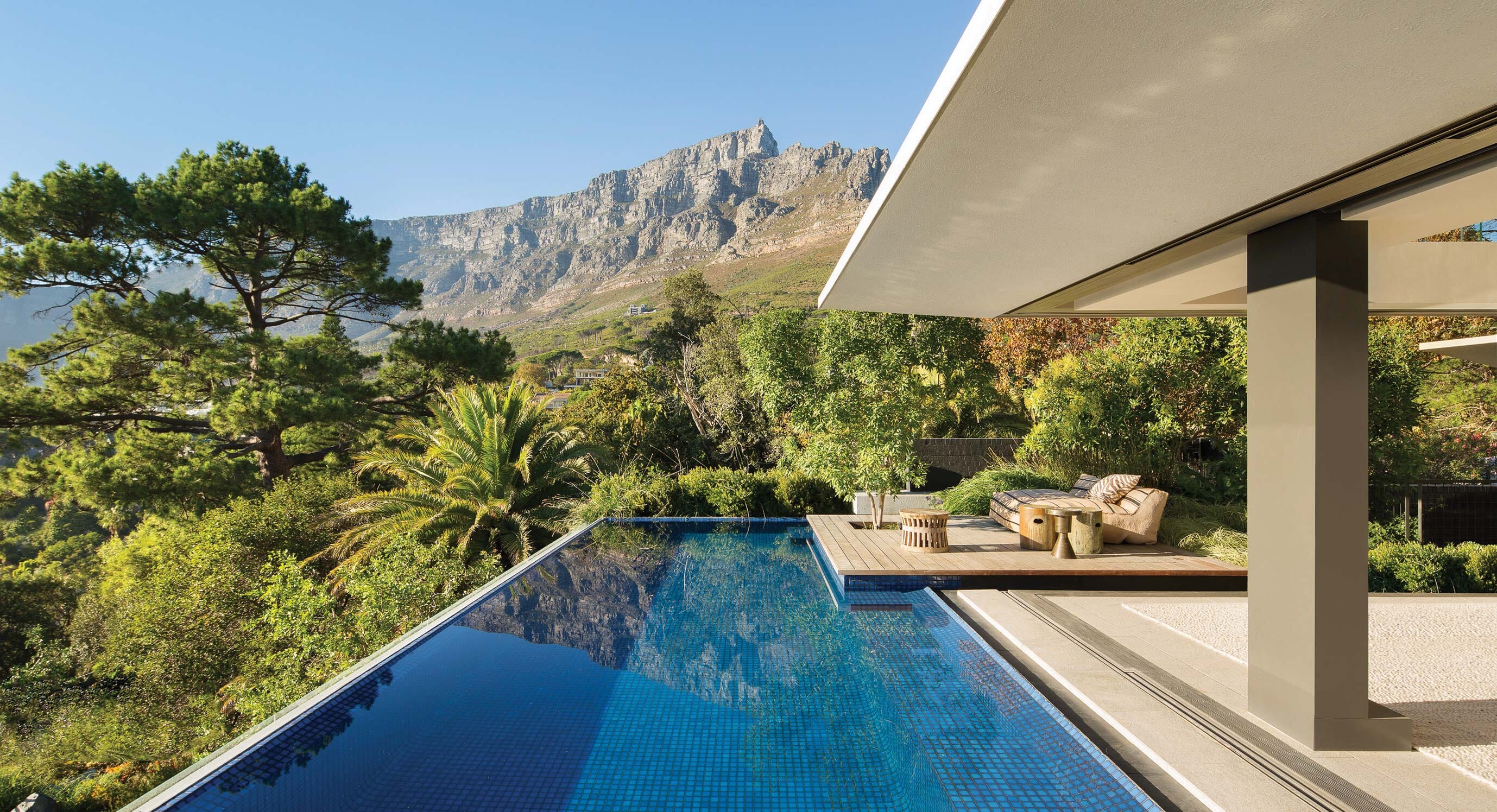All About The View: 119A Kloof by SAOTA Architects
