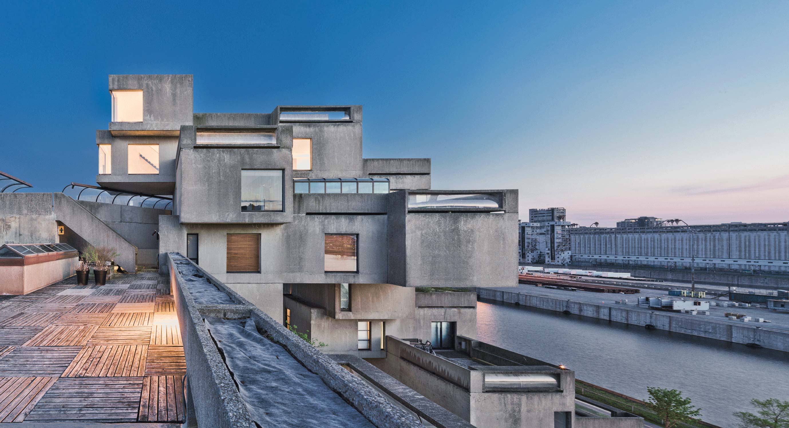 Moshe Safdie’s Habitat 67 House Restored For 50th Anniversary