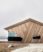 Arkitektvaerelset’s Hooded Cabin Is A Wolf In Sheep's Clothing