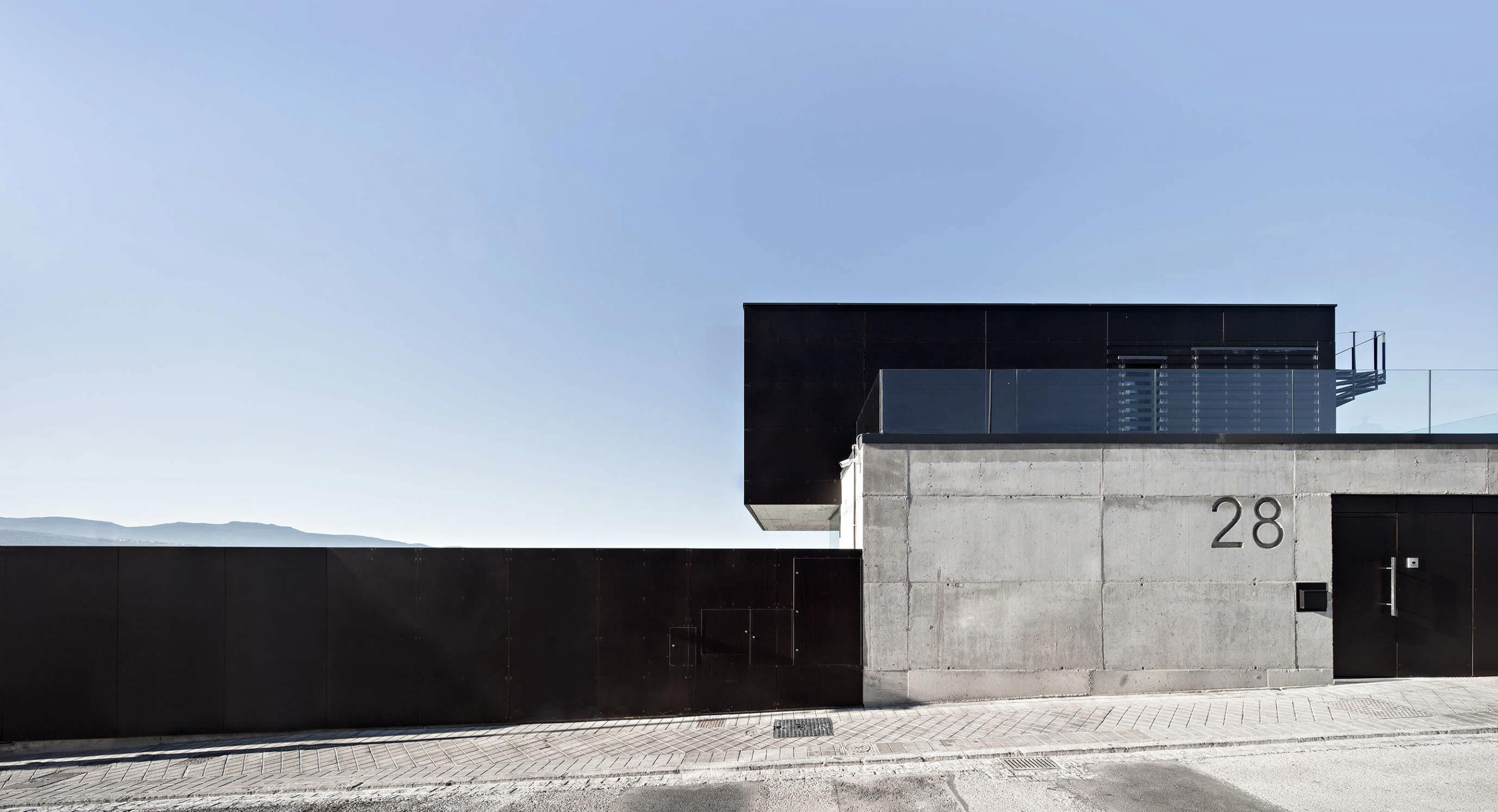 Overlook The City With The Air House In Granada, Spain