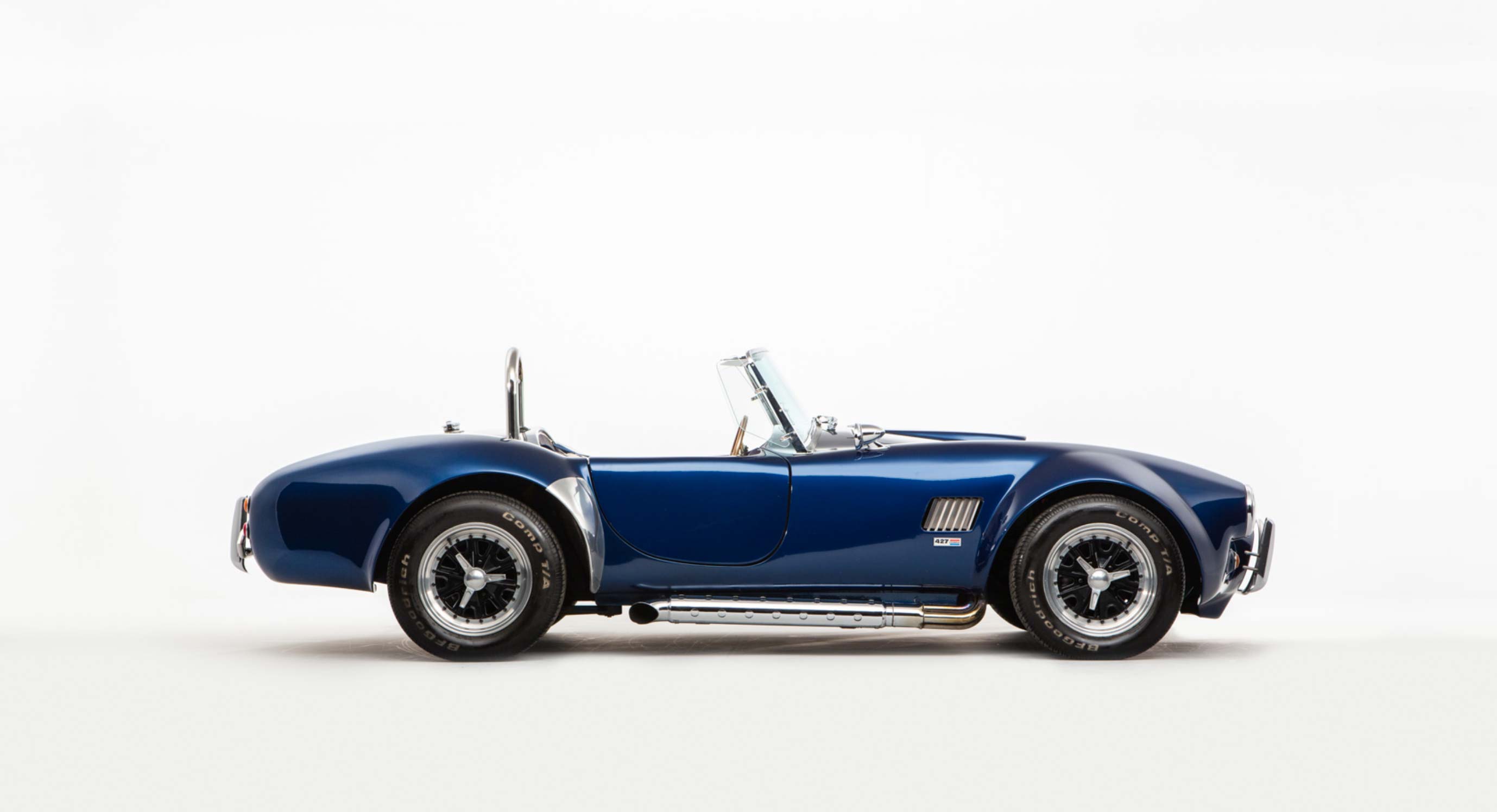 Classic Car Find of the Week: 1998 AC Cobra Recreation