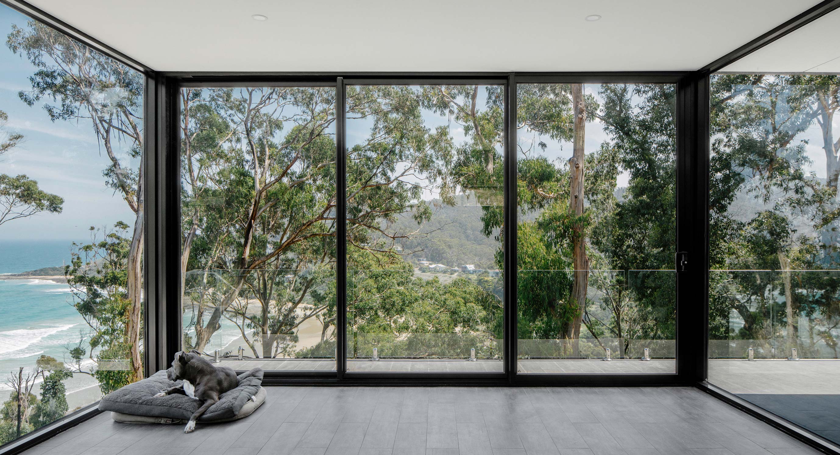 A Rural Resurrection: The Wye River House by MGAO