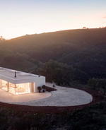 A Modern Monument: Casa em Silves, Portugal