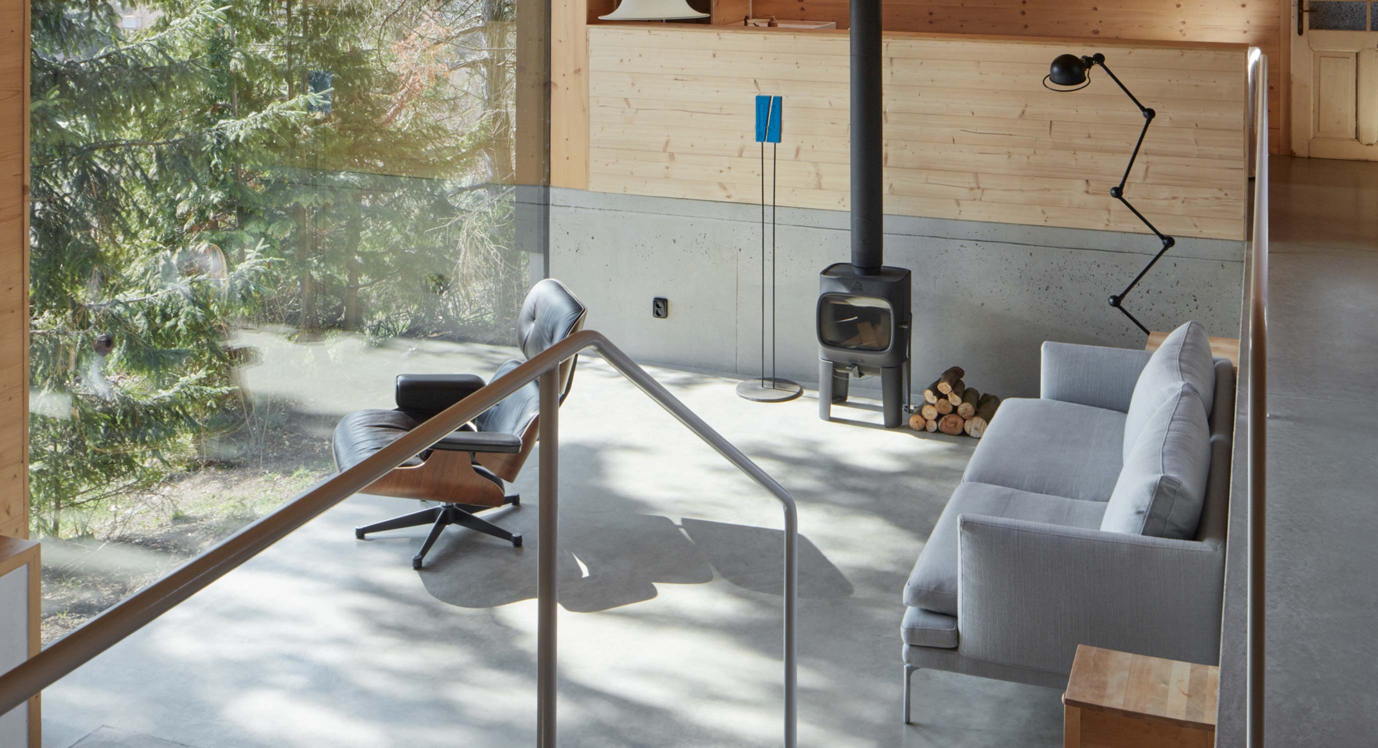 Mjölk Architects’ House Behind The Wall In The Czech Mountains