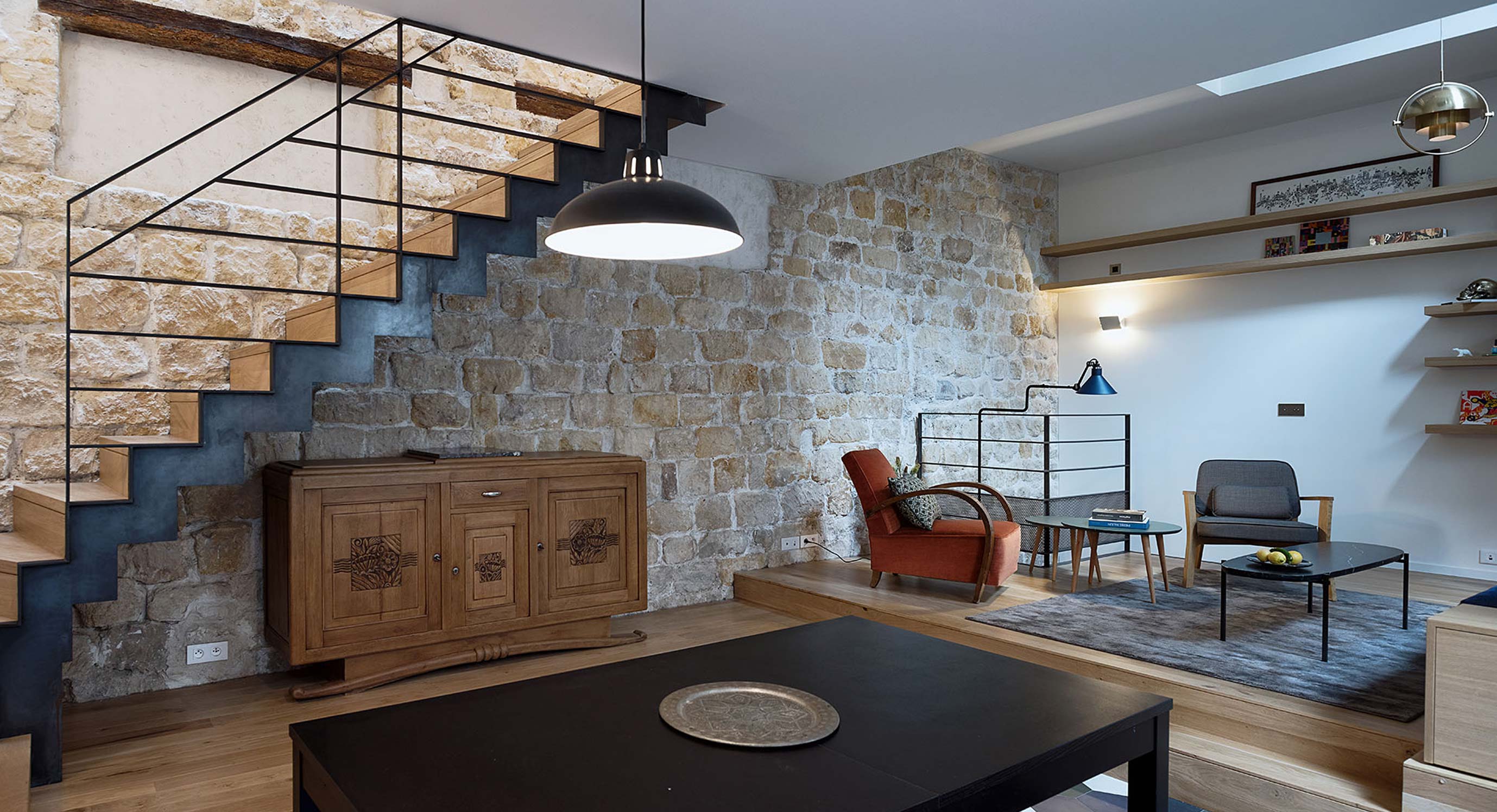 Restructuration XSA Updates A Dilapidated Parisian Building