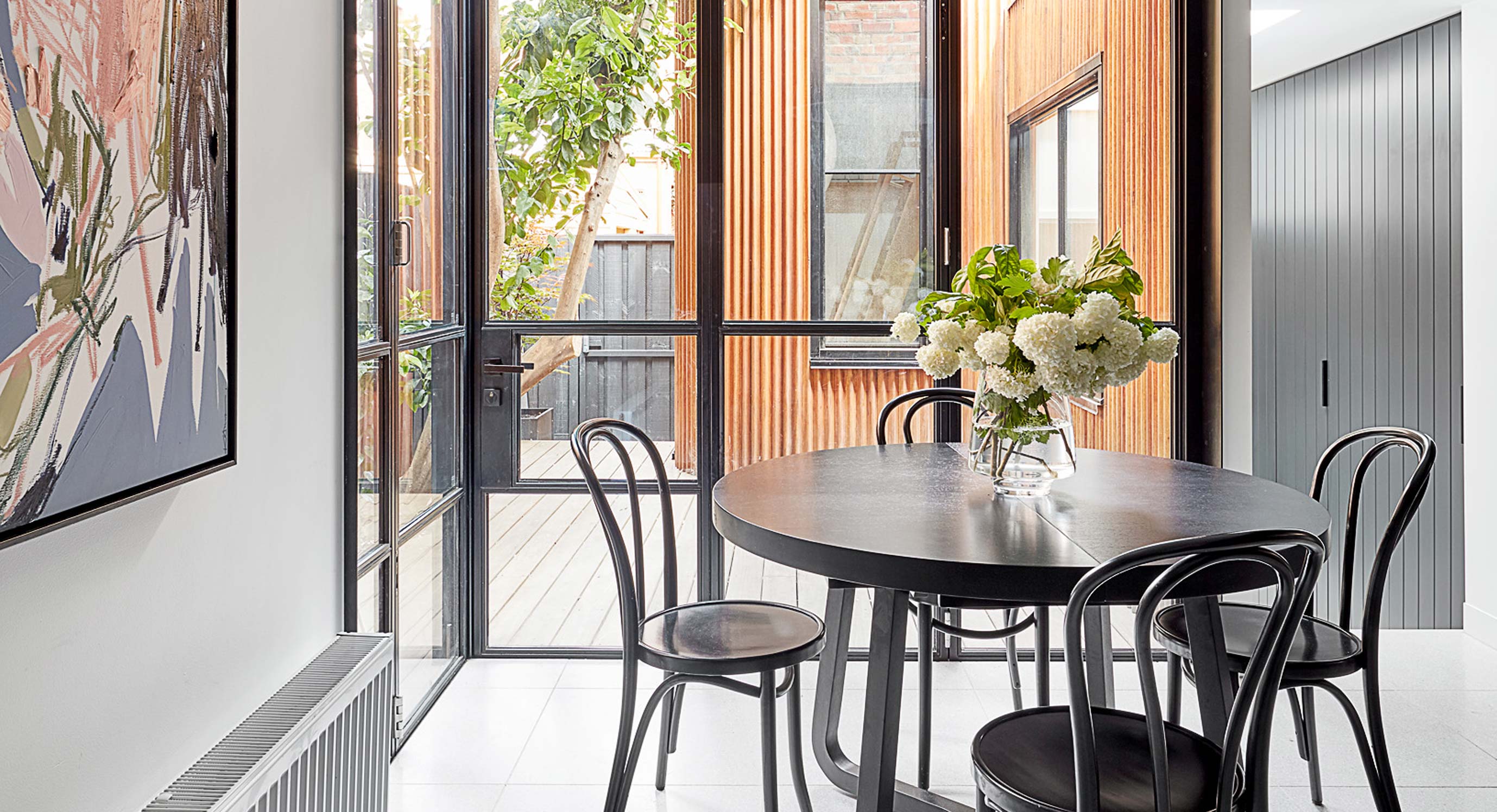 Fishley House Modernises An Early-Victorian Terrace