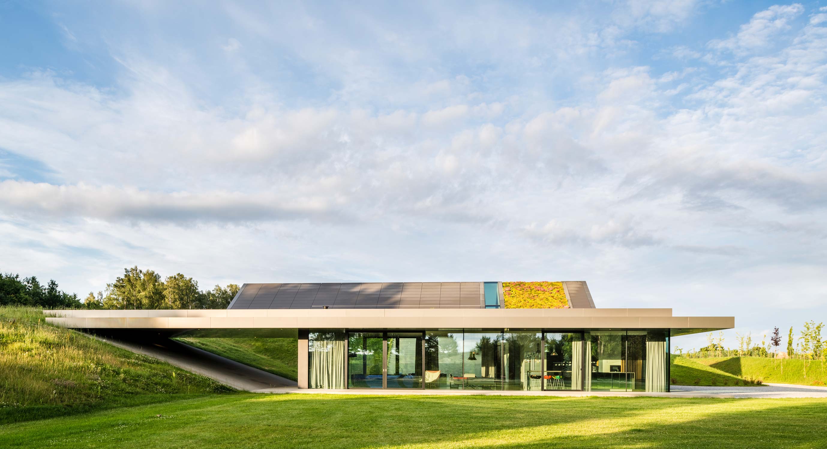 The best of both worlds: Green Line House