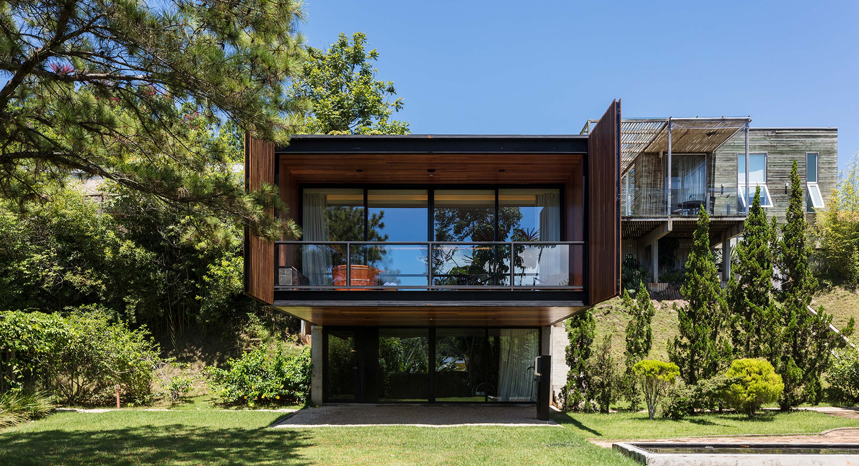 Greenhouse Felissimo Exclusive Hotel Harnesses Nature