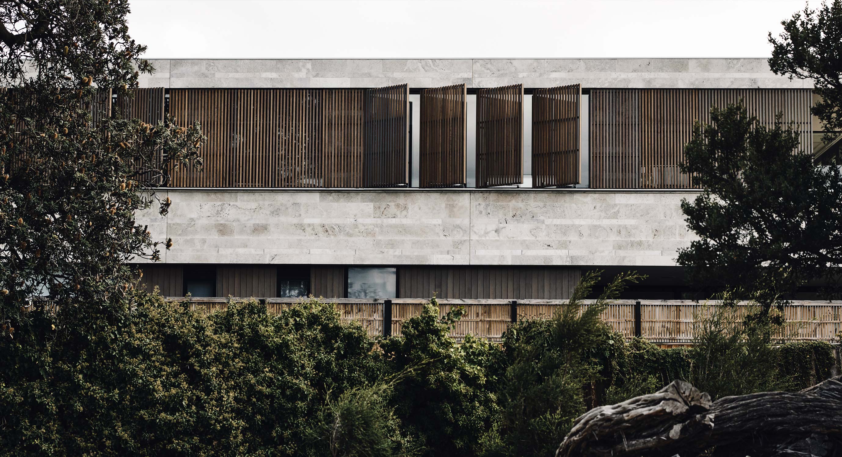 Point Nepean Residence Stands Up To A Wild Coastline