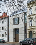 Townhouse Palmaille 98: Warm wooden textures
