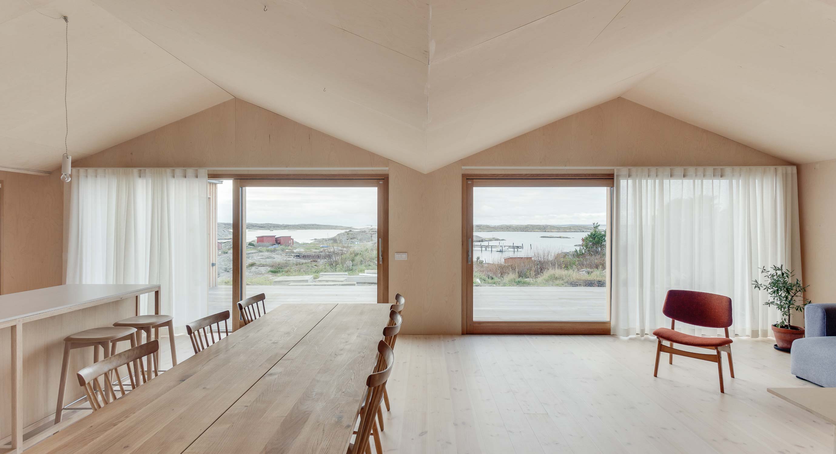 Villa Vassdal: A choreographed layout