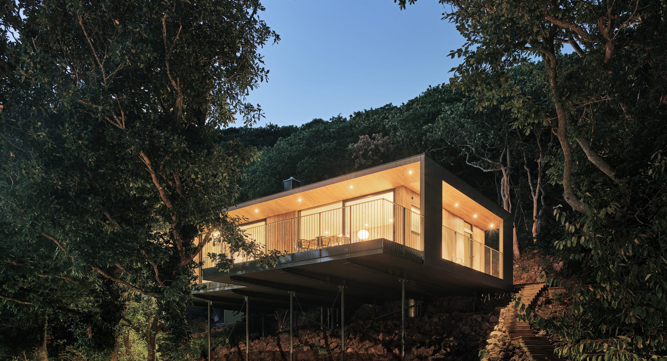 Summerhouse Solviken: In another world