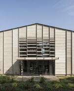 Old Shed New House: Mirroring the environment