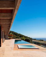 House in Monchique: Communication with environment
