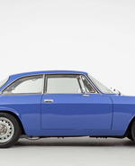 Alfa Romeo 2000 GTV: Beauty in blue