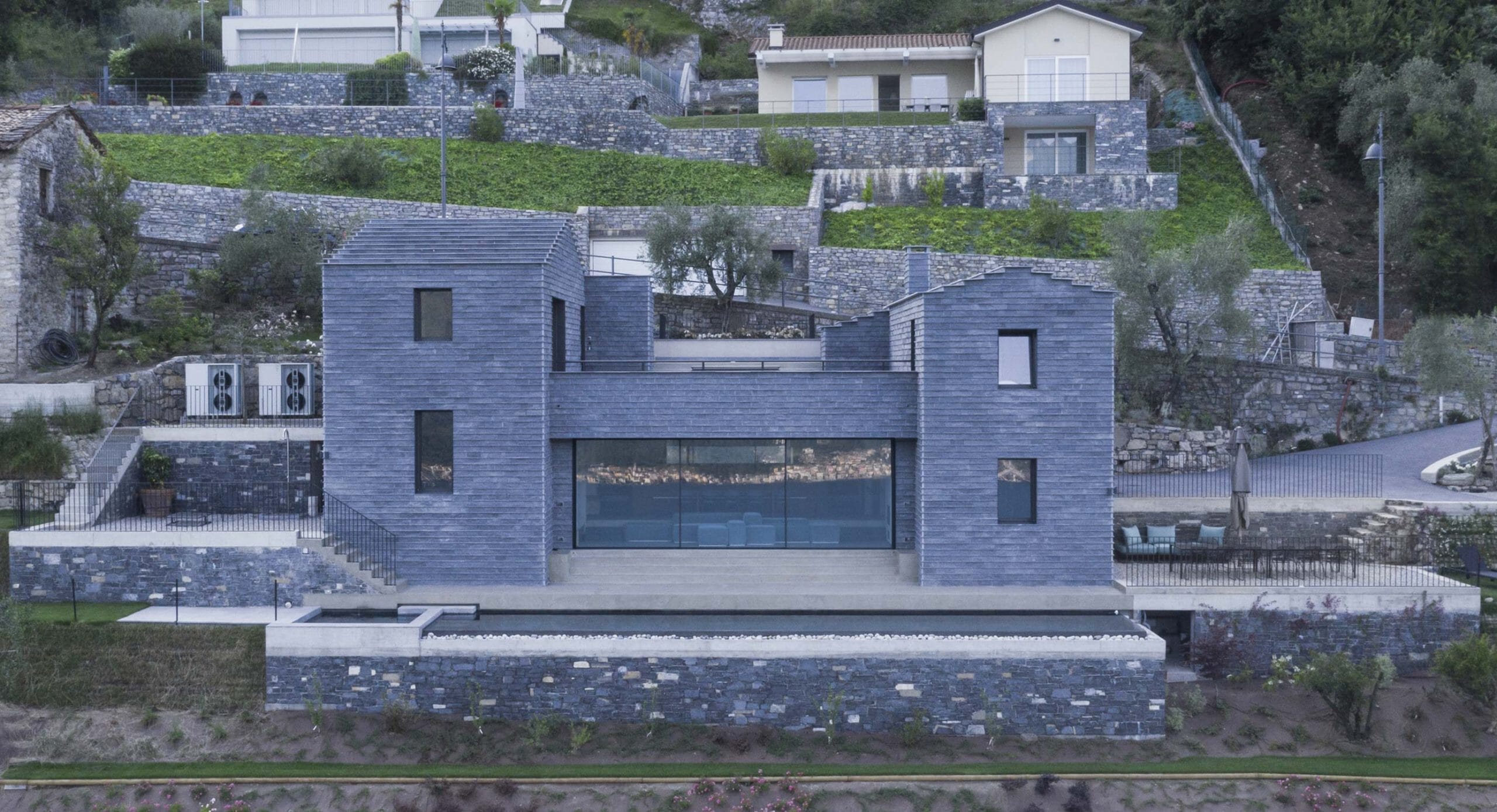 Villa Molli: Embodying future and past