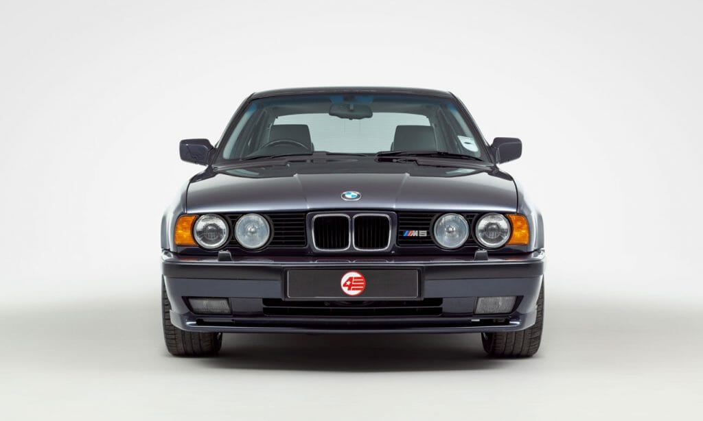 Klassiker: BMW M5 der Generation E34 : Die schwarze Mauritius