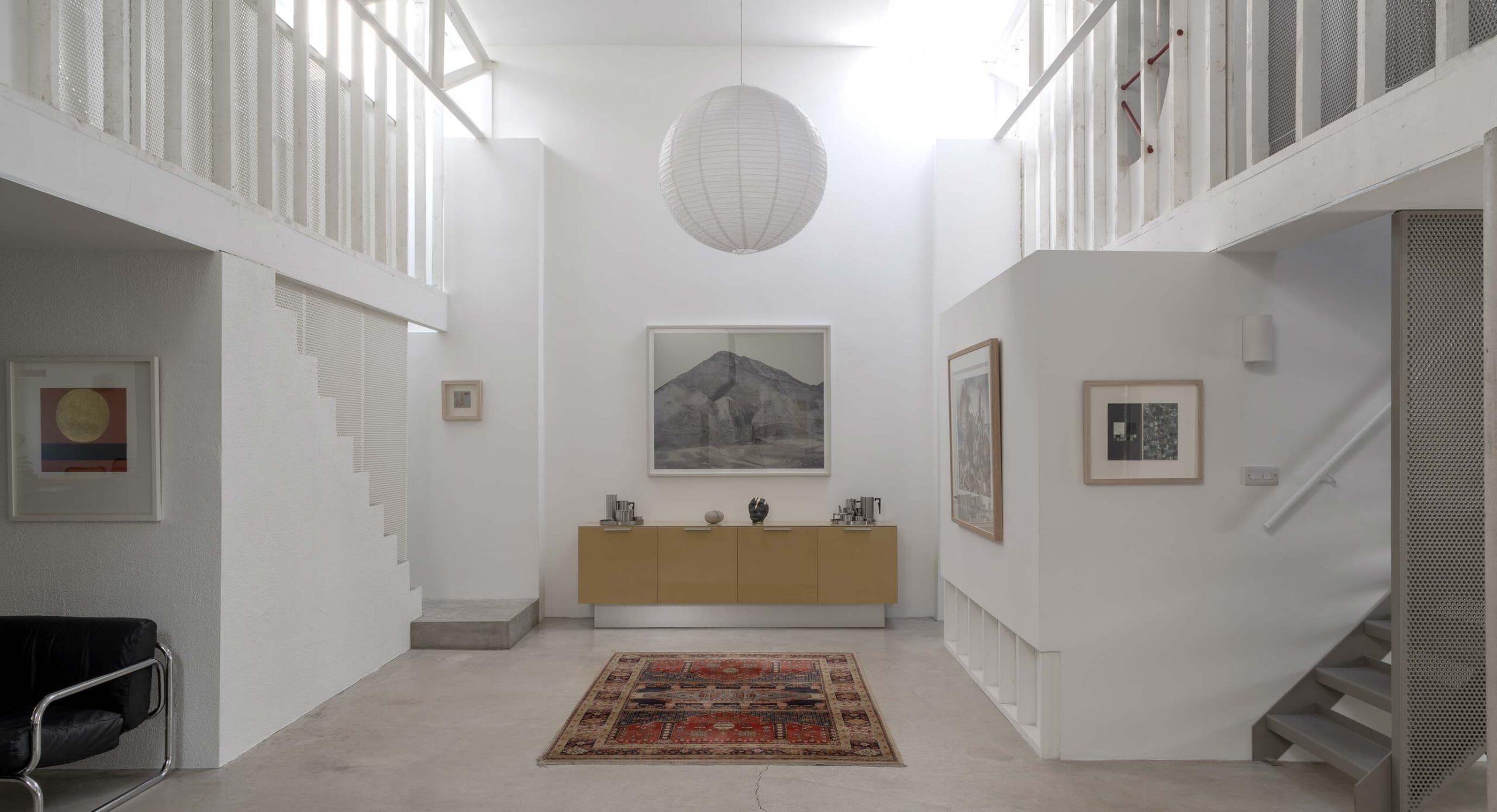 Avenue Road House: Making a warehouse a home